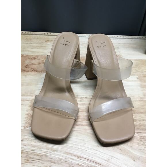 A New Day Clear Strappy Pumps Women's Size 6 Beige Slip-On Open Toe Block Heels - Picture 1 of 4
